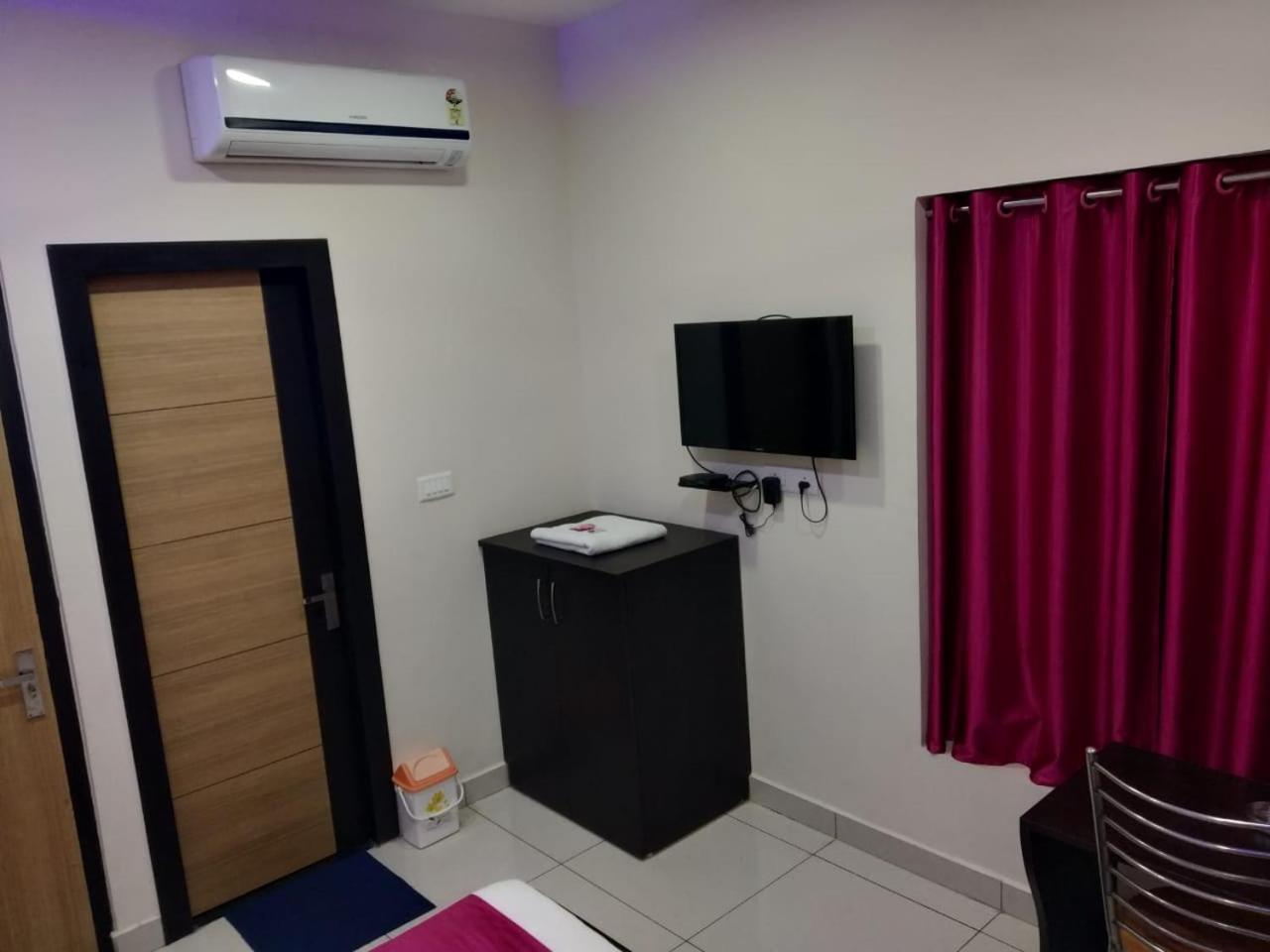 Hotel Reyansh Tanakpur Esterno foto
