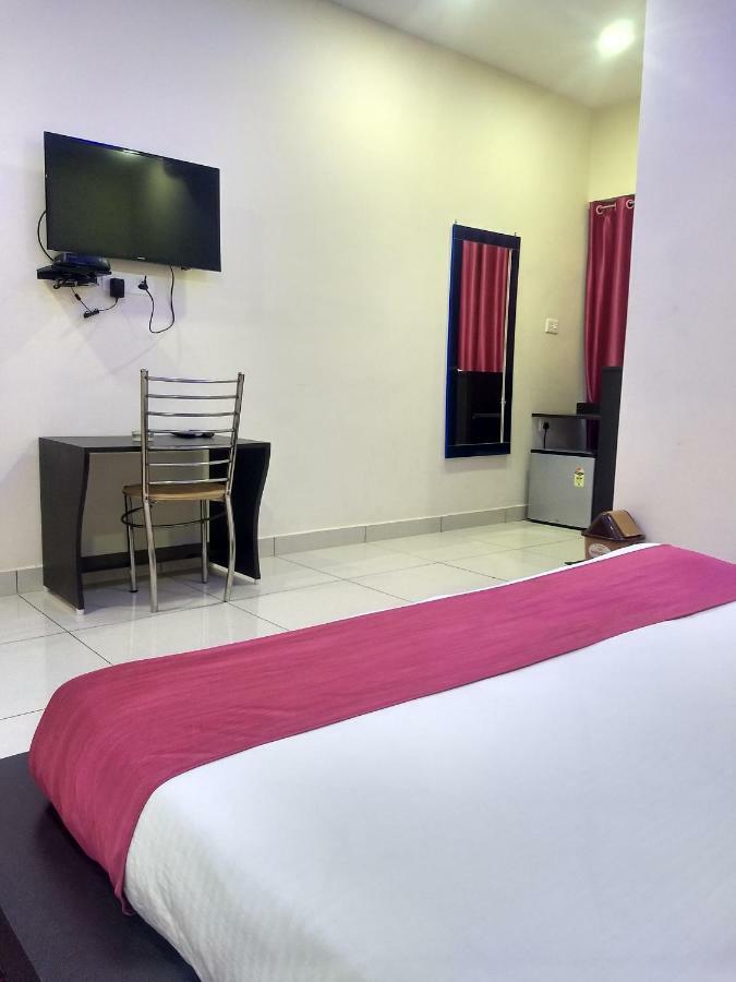 Hotel Reyansh Tanakpur Esterno foto