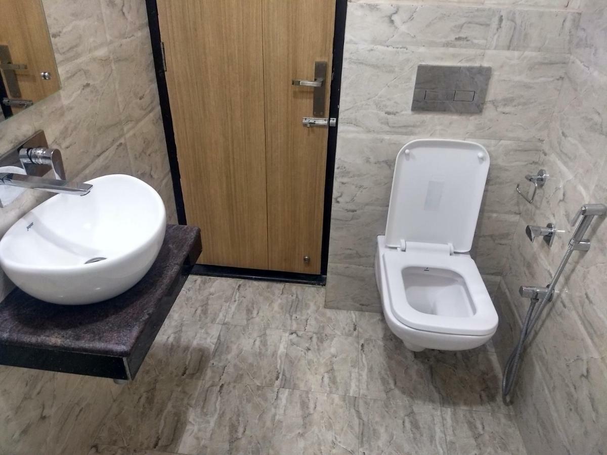 Hotel Reyansh Tanakpur Esterno foto