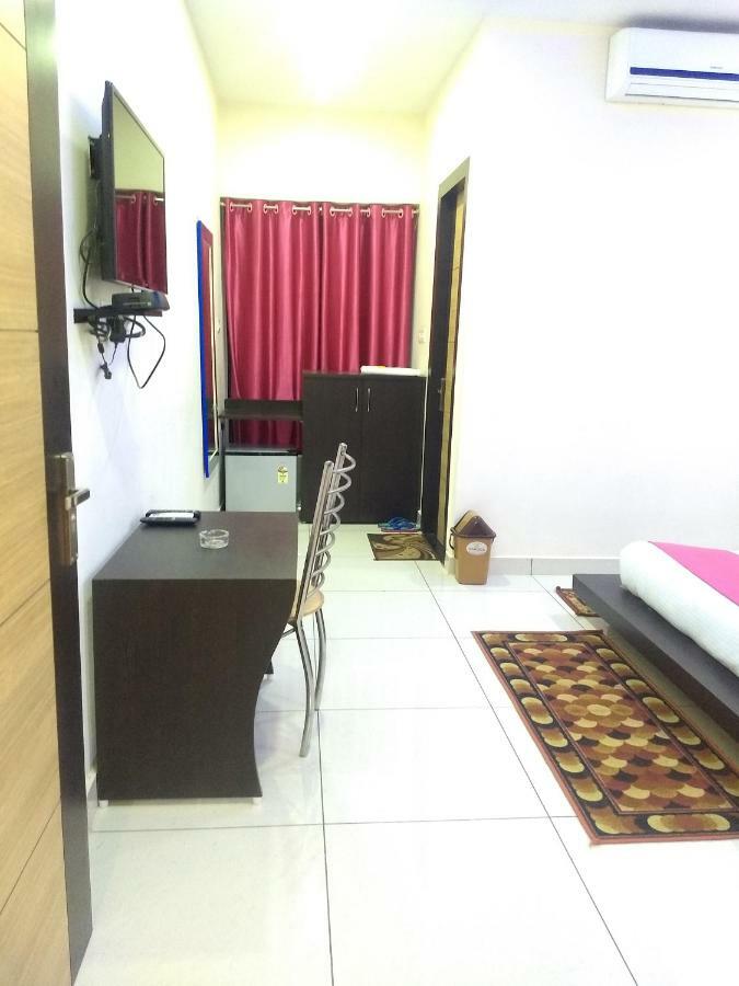 Hotel Reyansh Tanakpur Esterno foto