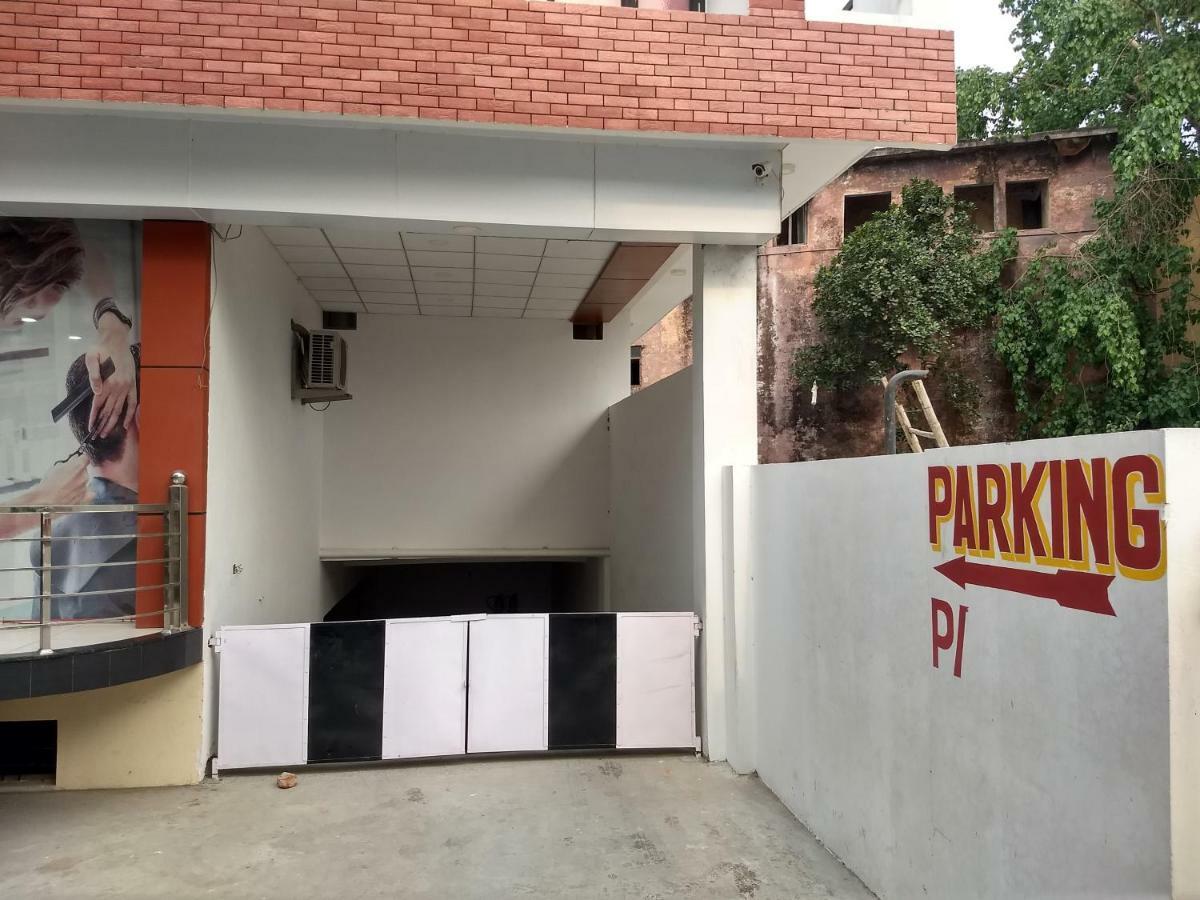 Hotel Reyansh Tanakpur Esterno foto